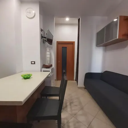 Casa Marilyn - 100 M Dal Centro Citta * 시비타노바 마르셰