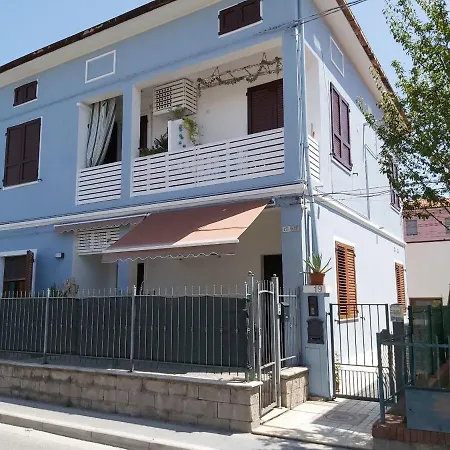 Casa Marilyn - 100 M Dal Centro Citta Apartment *